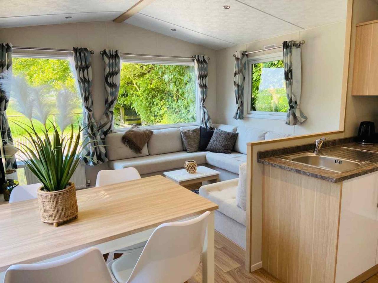 Gemütliches Chalet für 4 Personen in der nordholländischen Landschaft in Niederländische Nordsee