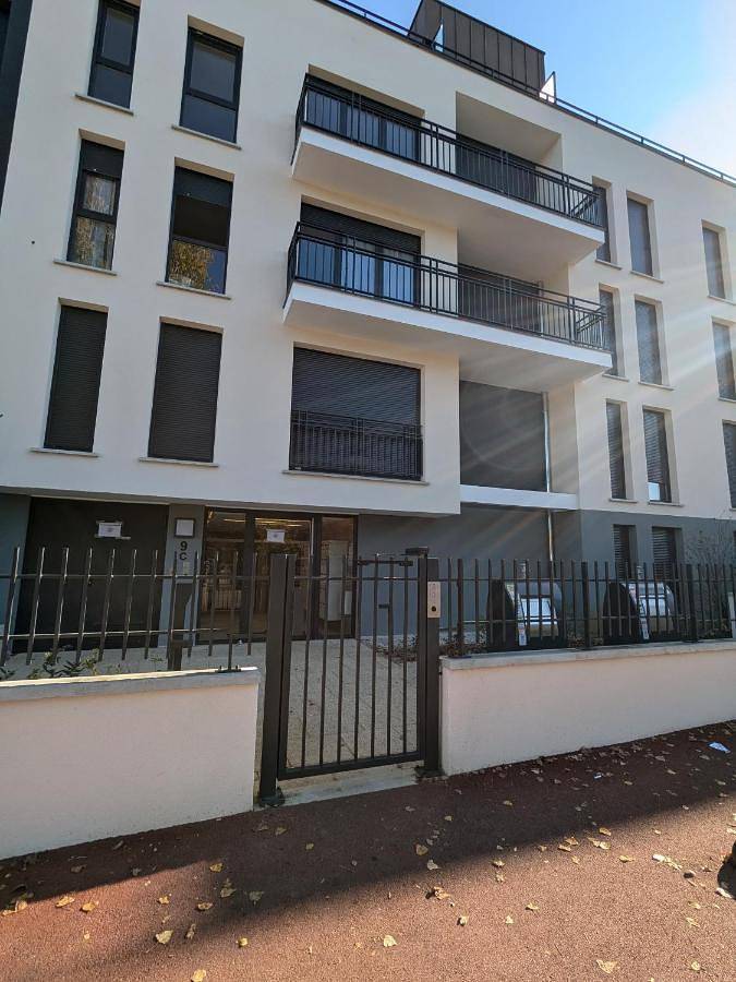 Gîte pour 8 personnes, avec vue et terrasse, animaux acceptés à Verneuil-sur-Seine - 2