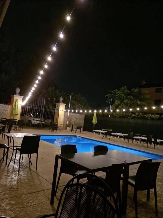 Agriturismo per 3 persone, con giardino e piscina in Provincia di Mantova