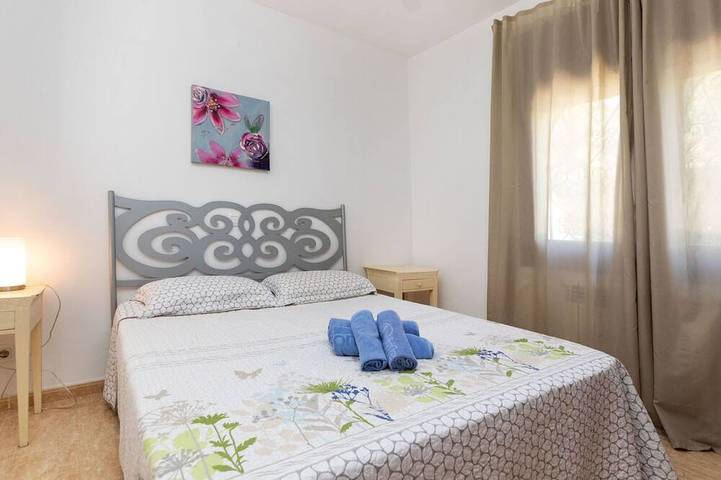 Ferienhaus für 6 Personen, mit Terrasse und Garten in Miami Playa - 2