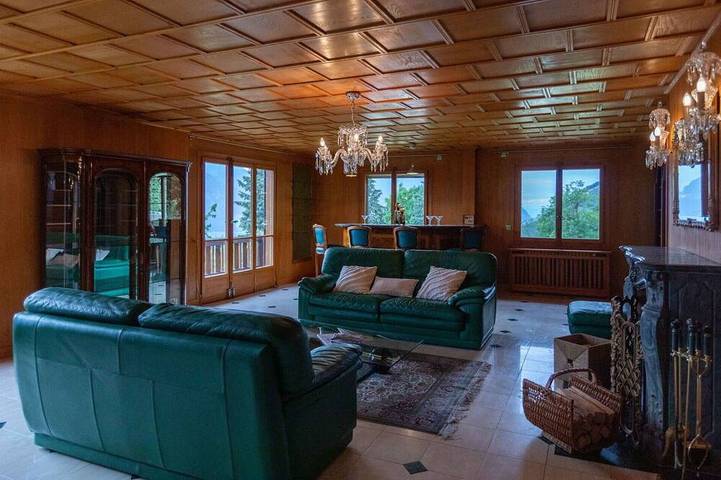 Ferienhaus für 10 Personen, mit Garten in Ollon