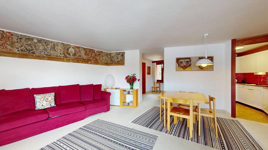 Ferienwohnung für 4 Personen, mit Balkon und Ausblick in Samedan - 3