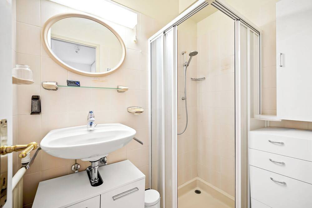 Appartamento intero, Taverney | Spacious, bright apartment (Geneva) in Le Grand-Saconnex, Lago Lemano