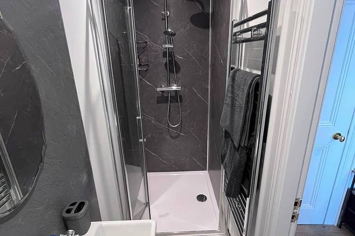 Ganze Wohnung, Edwardian Town Centre Property, in Lurgan, Lough Neagh