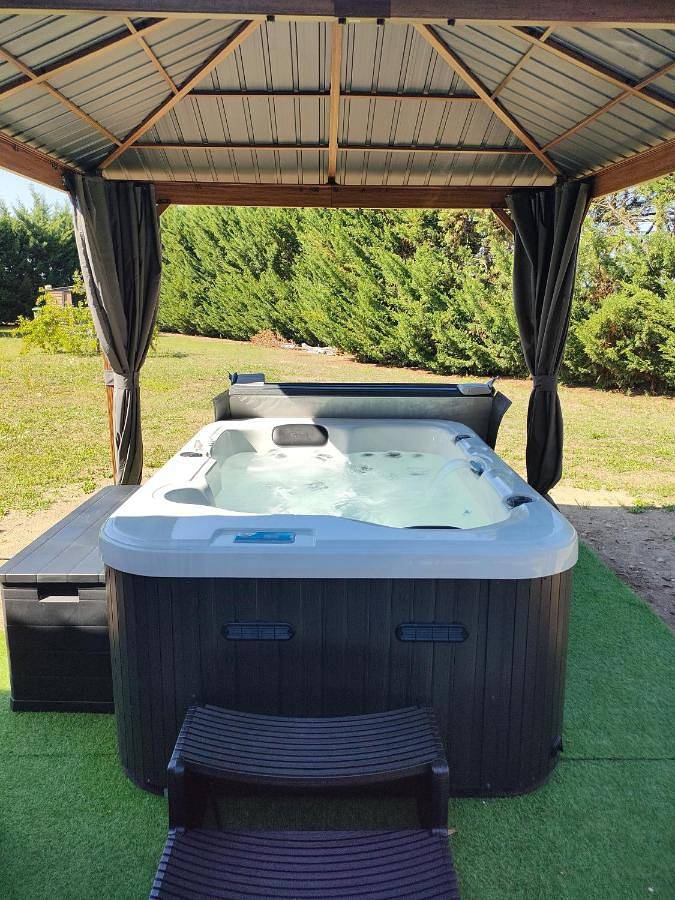 Gîte pour 6 personnes, avec jacuzzi et jardin, animaux acceptés à Saint-Pourçain-sur-Sioule - 3