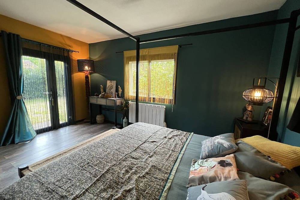 Tranquillité et repos dans cette grande maison à Vendays in Vendays-Montalivet, Région de Lesparre-Médoc
