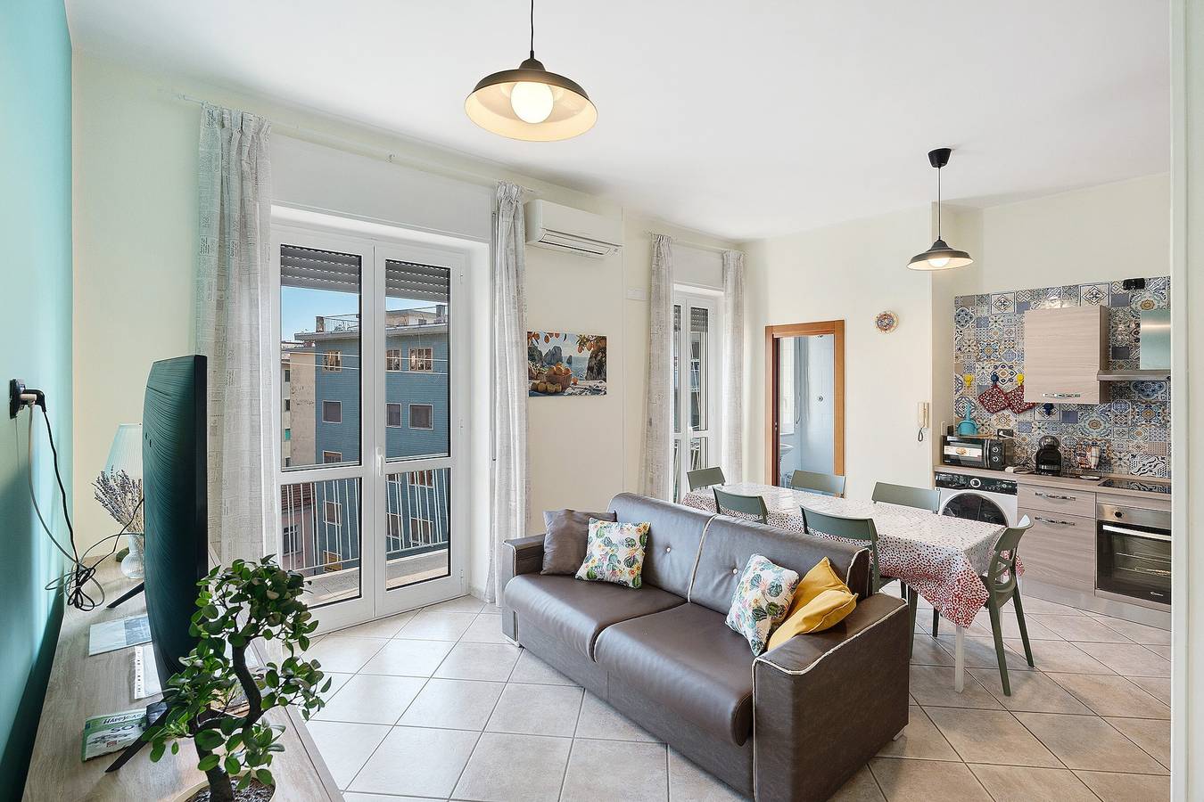 Appartement entier, Appartement « Casa Di Giulia - Côte Amalfitaine » avec vue sur mer, Wi-Fi et climatisation in Salerne, Côte Tyrrhénienne Campanie