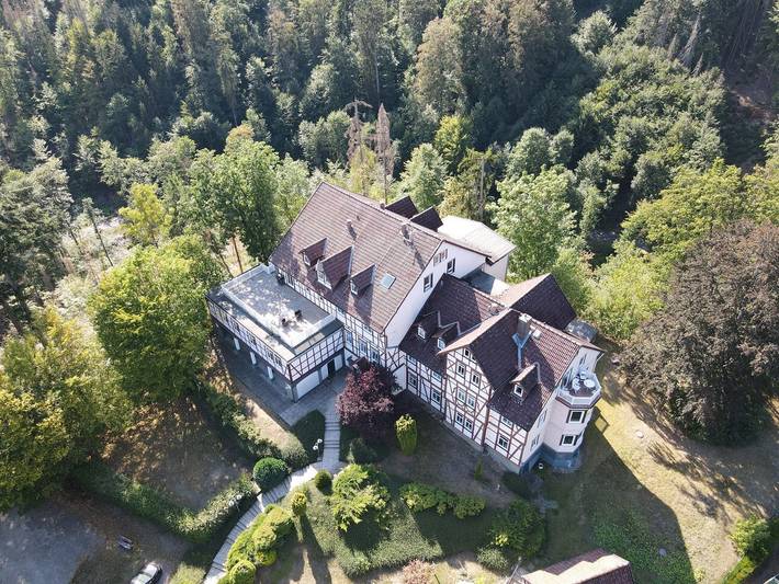 Ganze Wohnung, Ferienwohnung 'Die Käuzchenkuhle' mit Bergblick, privater Terrasse und Wlan in Bad Sachsa, Harzvorland