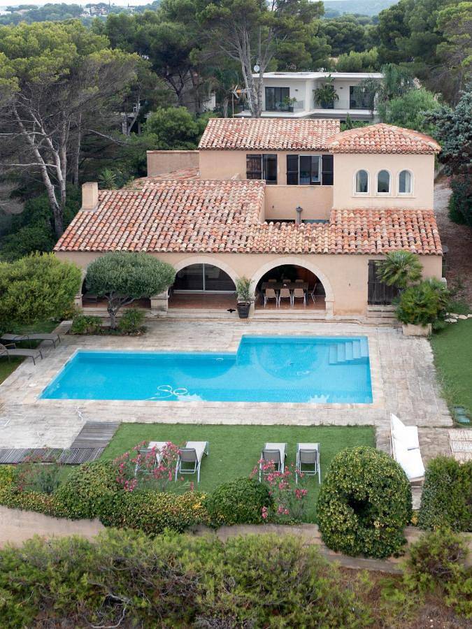 La Roche Bleue - Villa de charme avec vue exceptionnelle bord de mer piscine privée jardin et terrasse in Carry-le-Rouet, Côte méditerranéenne (France)