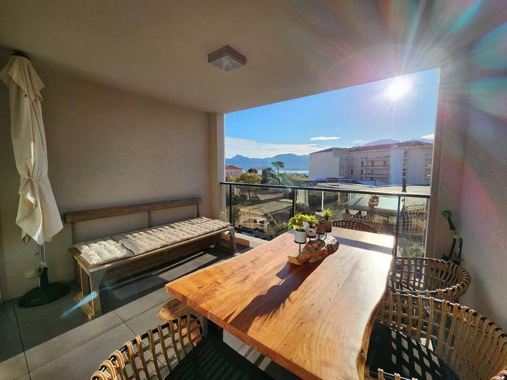 Ferienwohnung für 4 Personen, mit Balkon, kinderfreundlich in Calvi