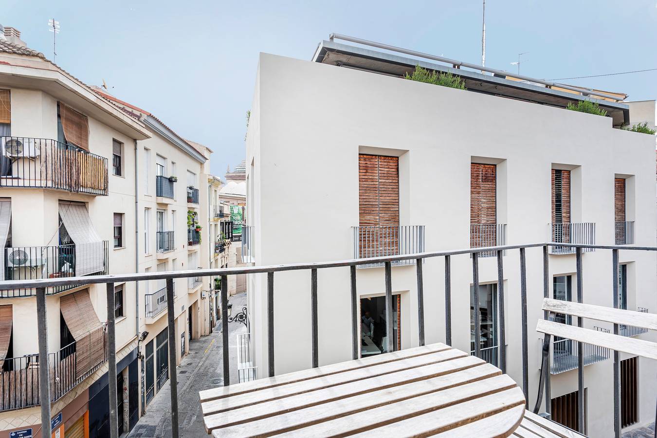 Ganzes Studio, Einzimmerapartment 'Loft 3er Piso' mit gemeinsamer Terrasse, Wlan und Klimaanlage in Valencia City Centre, Valencia