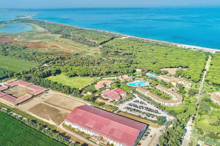 Appartamento per 2 persone, con piscina e giardino, con animali domestici in Arborea