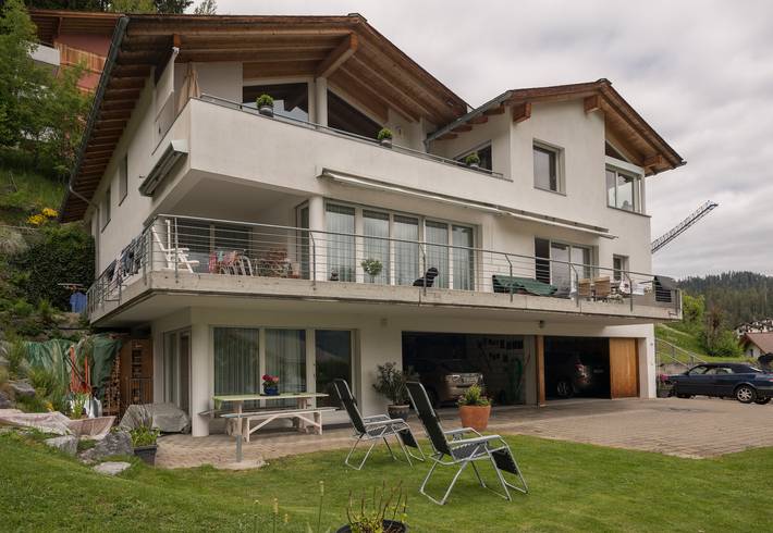 Ferienwohnung für 2 Personen, mit Garten in Laax