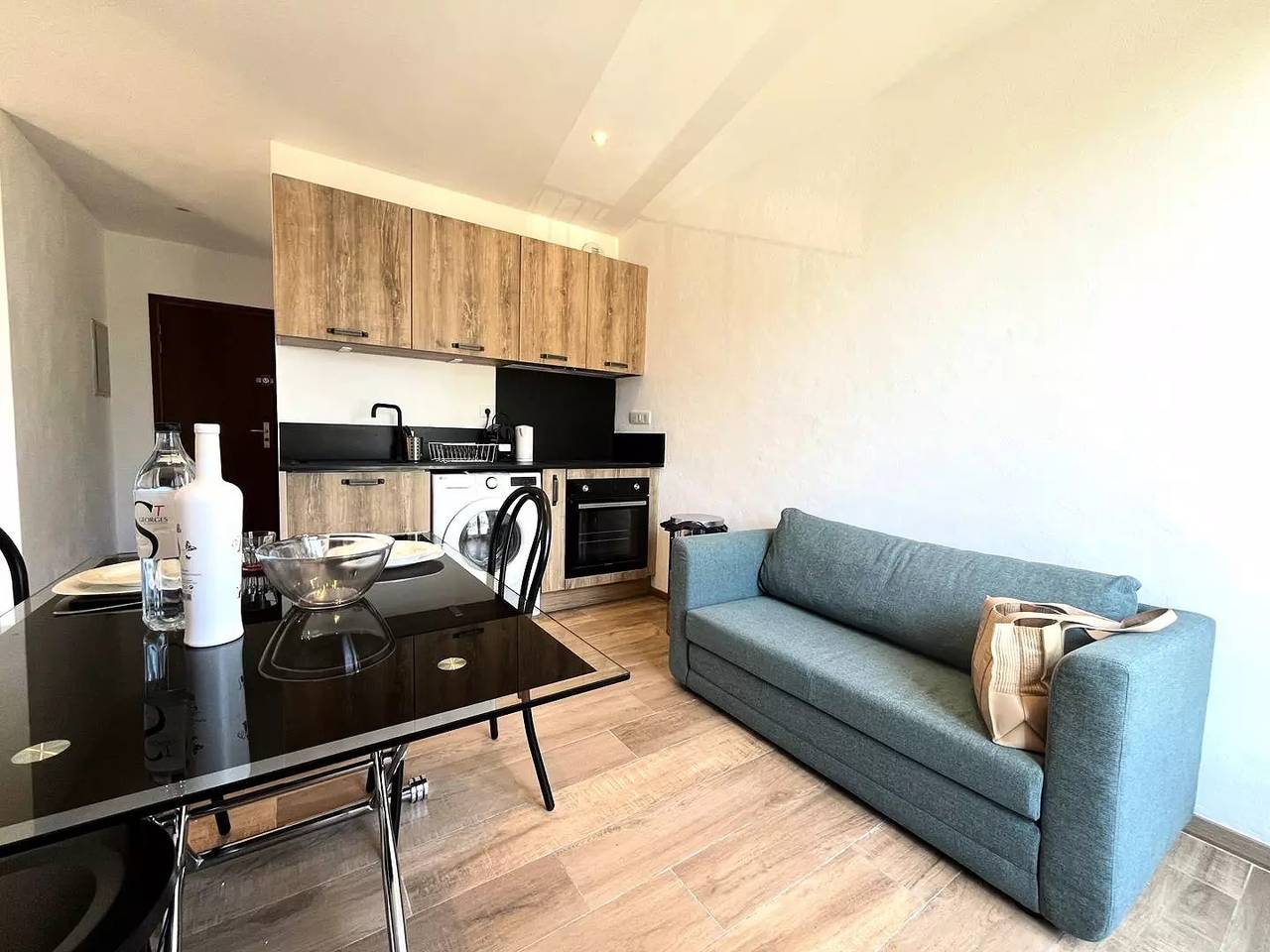 Studio entier, Bastia Studio neuf jolie vue proche centre in Ville-di-Pietrabugno, Cap Corse