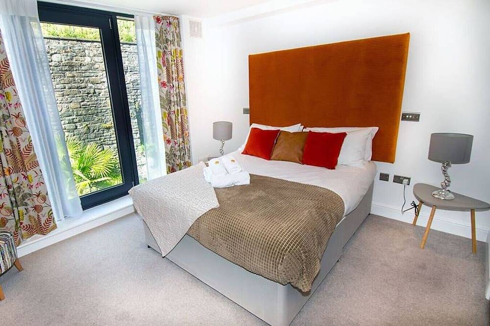 Courtyard Double Room - Penarth Seafront in Penarth, Cardiff