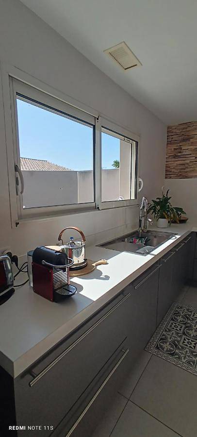 Location de vacances pour 6 personnes, avec piscine ainsi que jardin et jacuzzi à Maraussan - 2