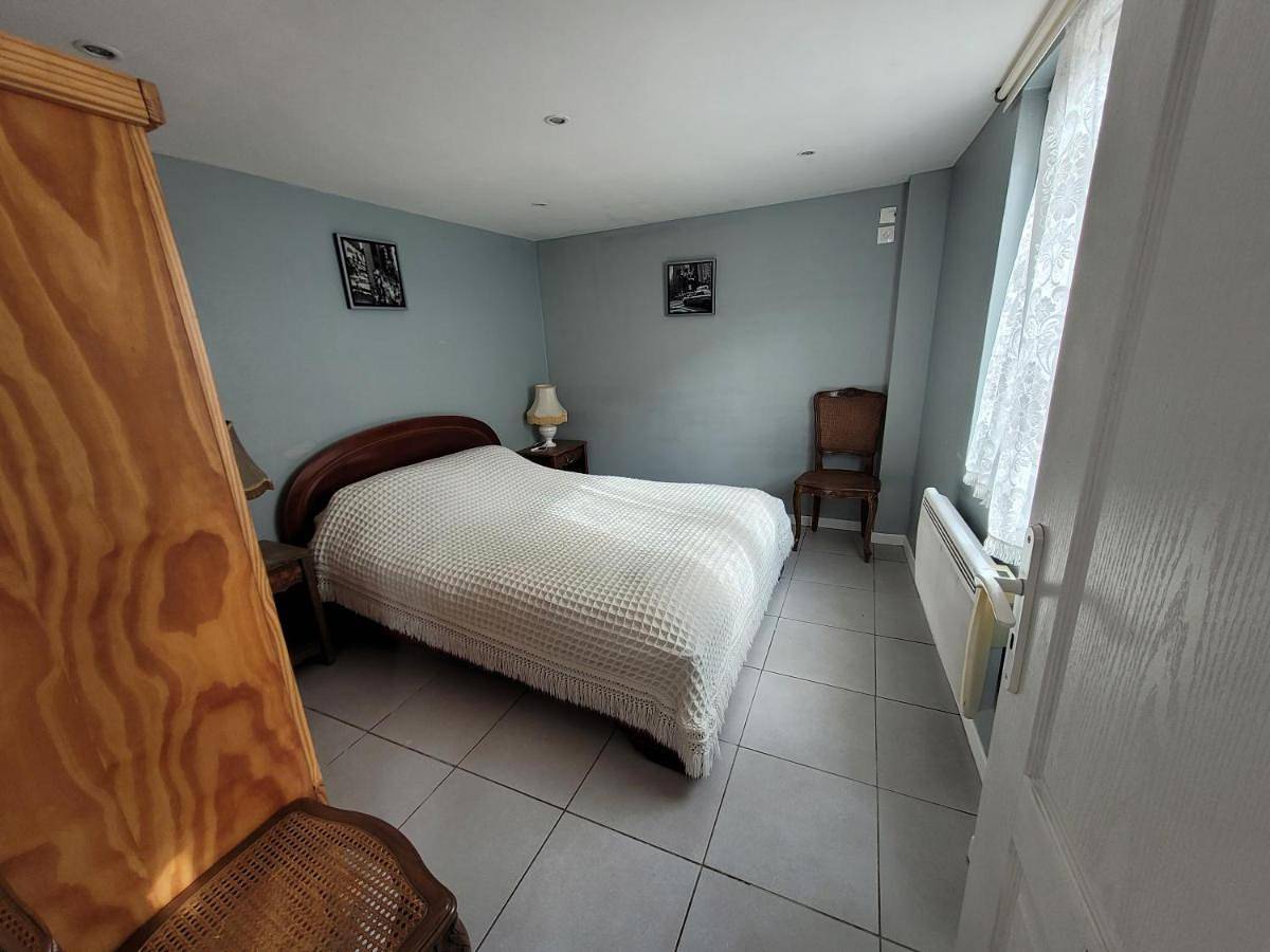 Three-Bedroom House in Cellettes, Région de Blois