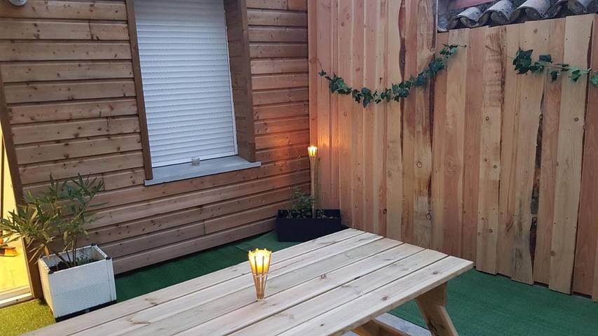 Gîte pour 6 personnes, avec terrasse dans Office De Tourisme De Millau - 2