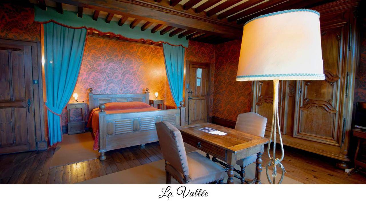 Hostellerie du Vieux Pérouges in Pérouges, Ain