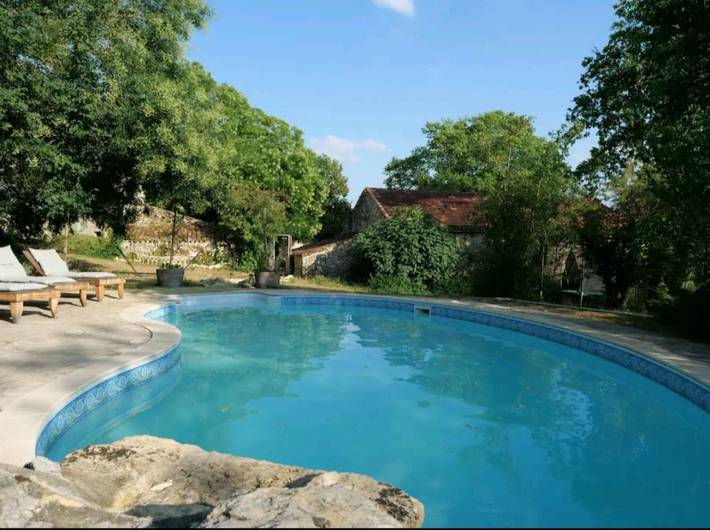 Gîte pour 13 personnes, avec piscine, animaux acceptés à Sérignac - 2