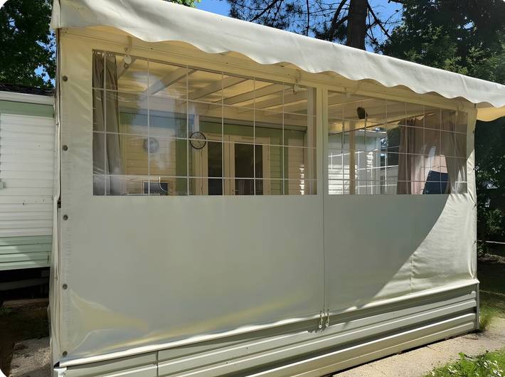 Camping pour 4 personnes, avec bassin pour enfant et jardin, adapté aux familles à La Tremblade