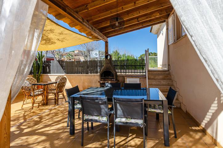 Ferienhaus für 8 Personen, mit Terrasse in Can Picafort