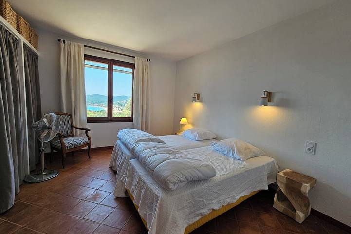 Villa pour 8 personnes, avec terrasse et jardin dans Anthéor - 2