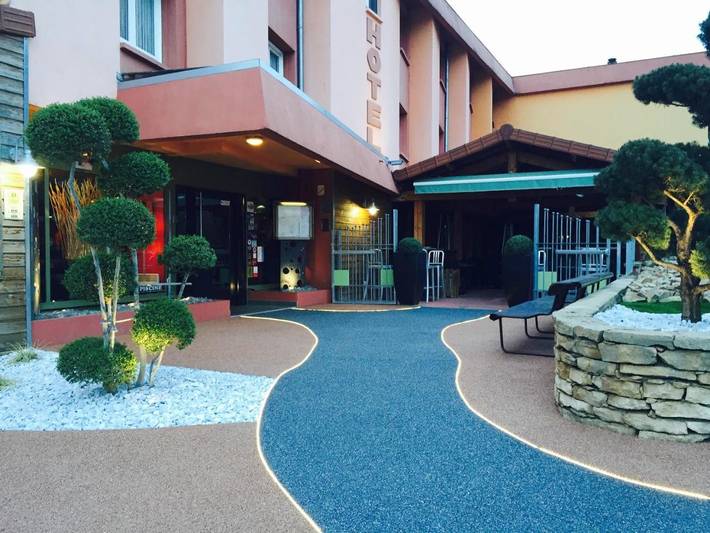 Hotel para 2 personas, con piscina y terraza, Se admiten mascotas - 1