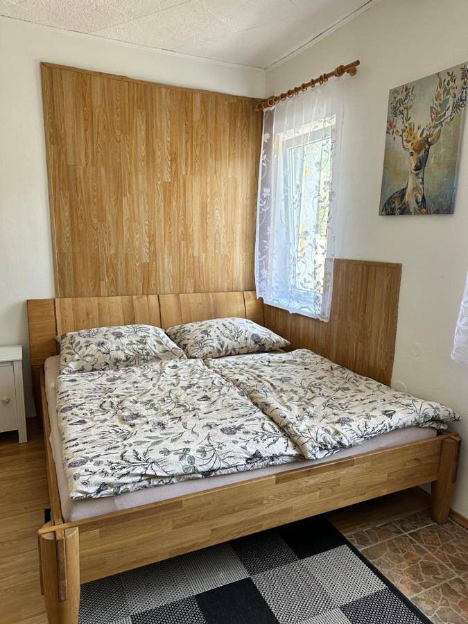 Ferienhaus für 12 Personen, mit Ausblick und Garten