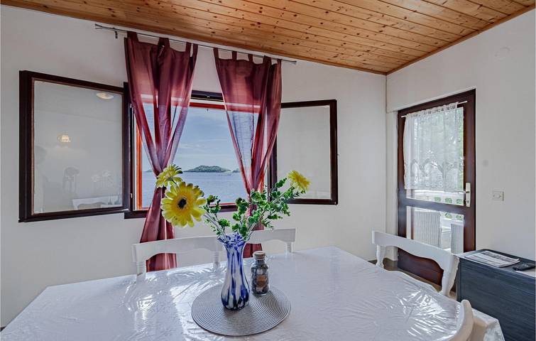 Location de vacances pour 14 personnes, avec terrasse en Korcula - 4