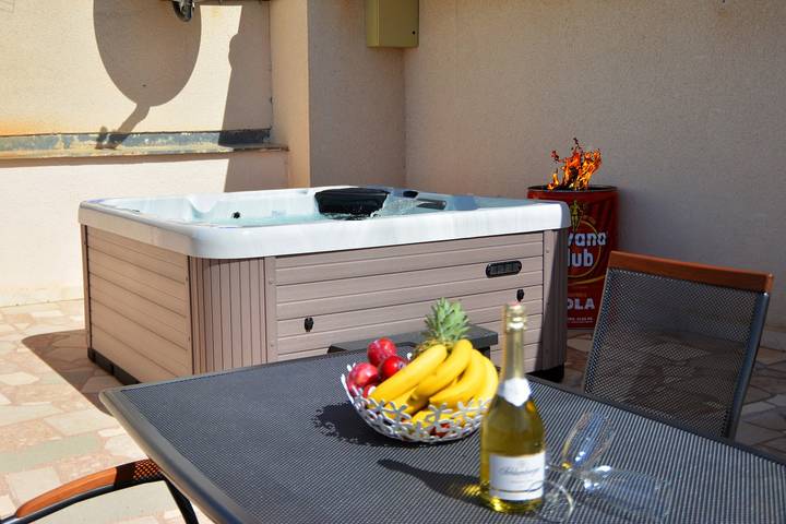 Ferienwohnung für 4 Personen, mit Balkon/Terrasse in Podstrana - 3