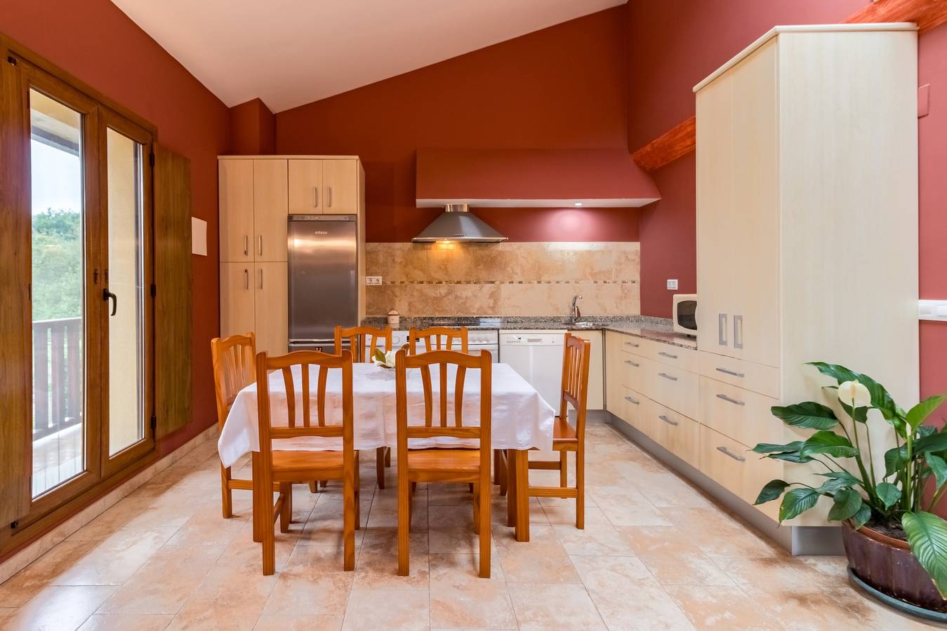 Casa Rural „La Venta Vieja De Langre“ mit Bergblick, privatem Garten und Wlan in Ribamontán al Mar, Kantabrische Küste