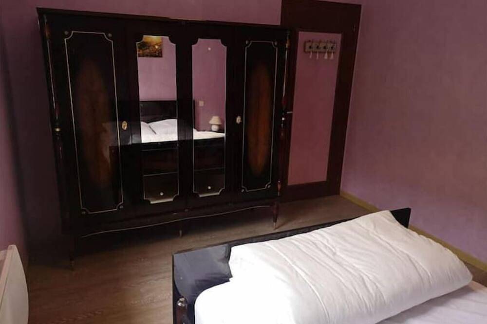 Charmant gîte de montagne avec cheminée in Saint-Paul-de-Salers, Parc naturel régional des Volcans d'Auvergne