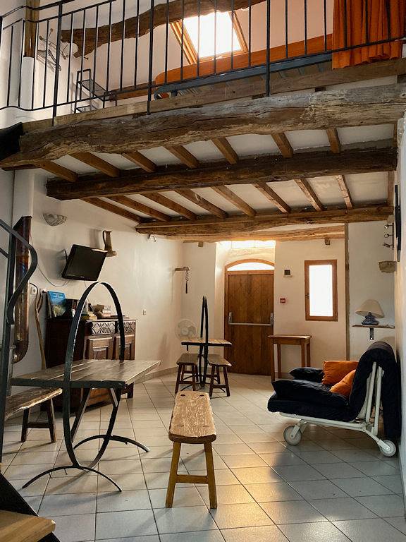 Gîte pour 15 personnes, avec terrasse, animaux acceptés