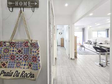 Apartamento De Férias para 4 Pessoas em Praia da Rocha, Portimão, Foto 1