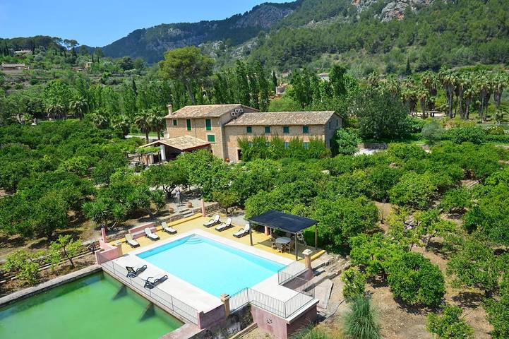 Finca für Gruppen für 10 Personen, mit Garten in Sóller
