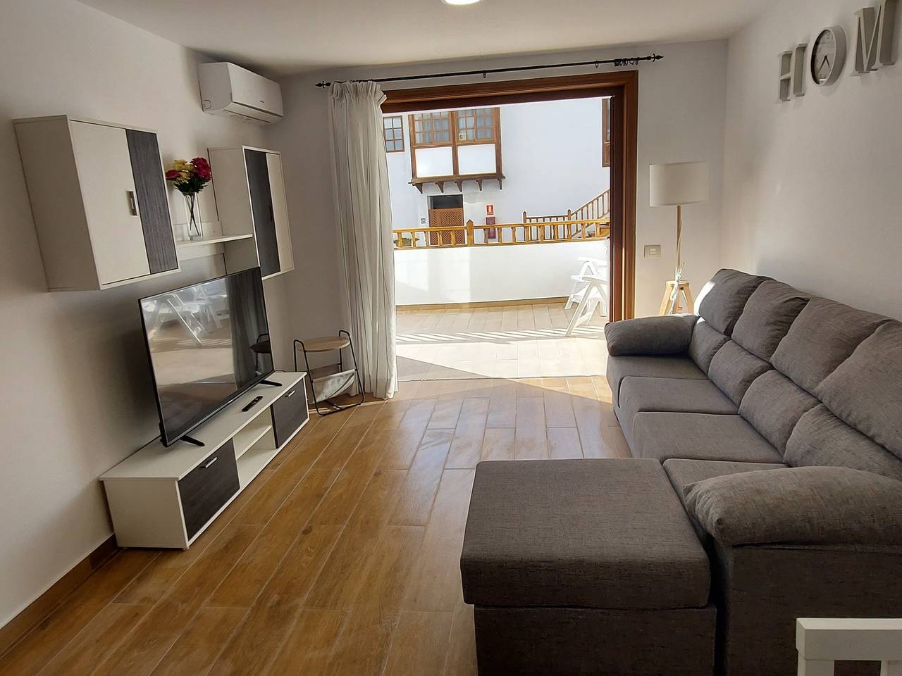 Entire holiday apartment, Los Gigantes New apartment , 2 bedrooms in Santiago del Teide, South Tenerife