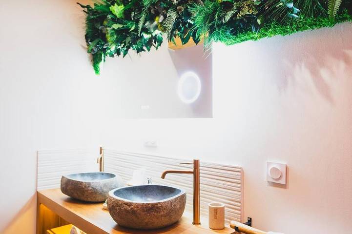 Apartamento entero, Suite Privada En La Provenza – Piscina, Jacuzzi Y Sauna Privados in Cabannes, Region de Arles