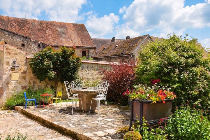 Maison confortable Souvigny + Jardin in Souvigny, Allier