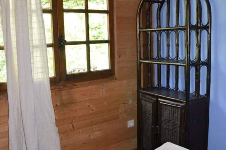 Gîte pour 5 personnes, avec jardin ainsi que terrasse et piscine à La Brigue - 3
