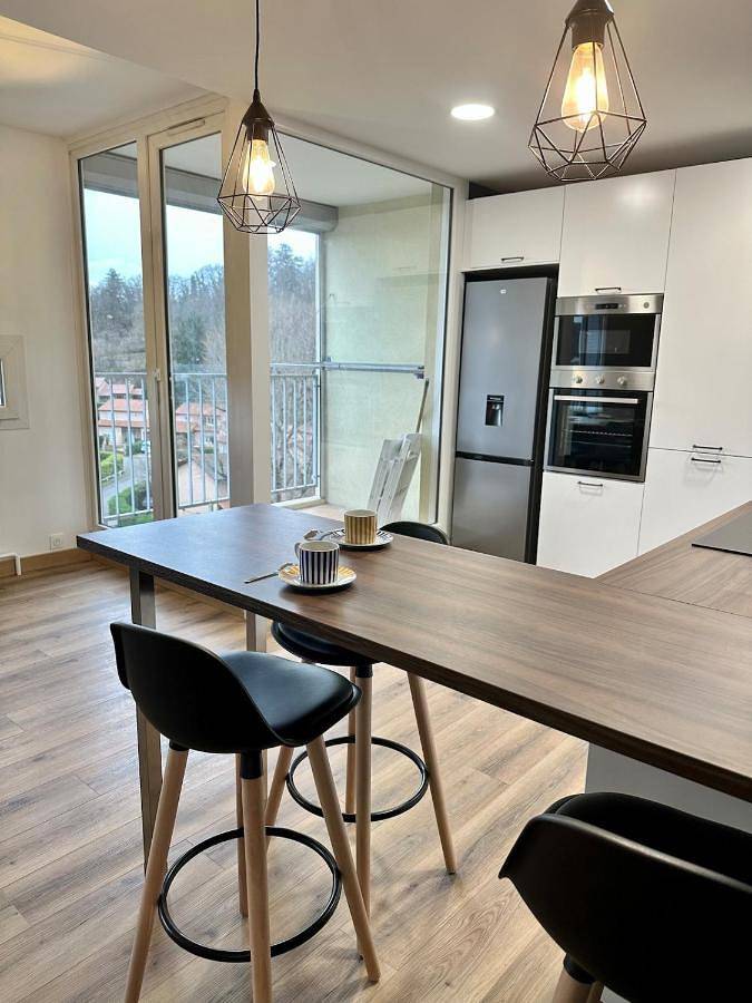 Gîte pour 6 personnes, avec balcon et vue à Brignais - 2
