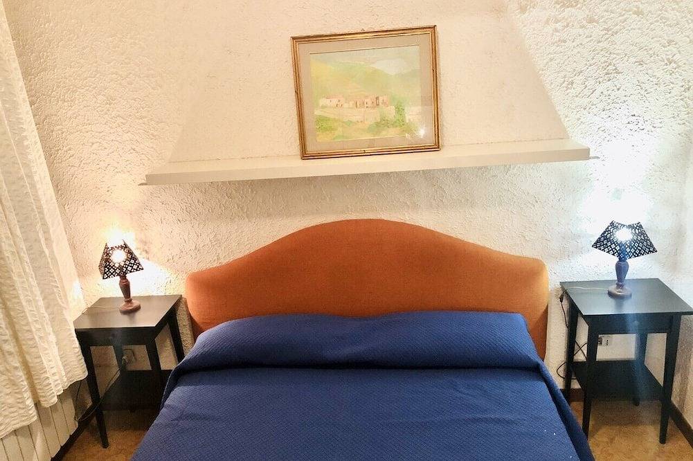 Hermosa villa con piscina privada y cancha de tenis, a 10 minutos del mar in Capo d'Orlando, Provincia de Messina