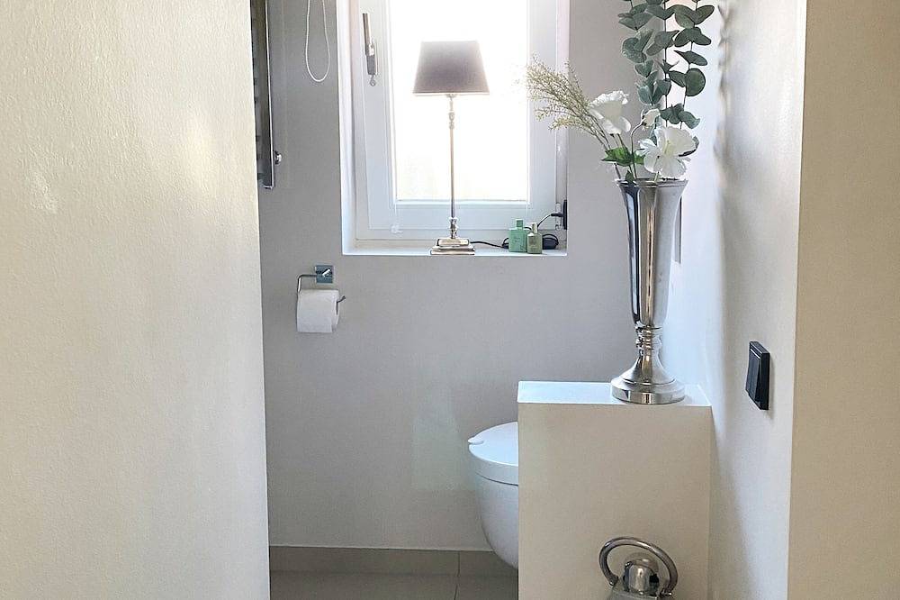 Ganze Wohnung, 2-Zimmer-Ferienwohnung mit eingezäuntem Garten und Parkplatz in Tinnum, Sylt (Gemeinde)