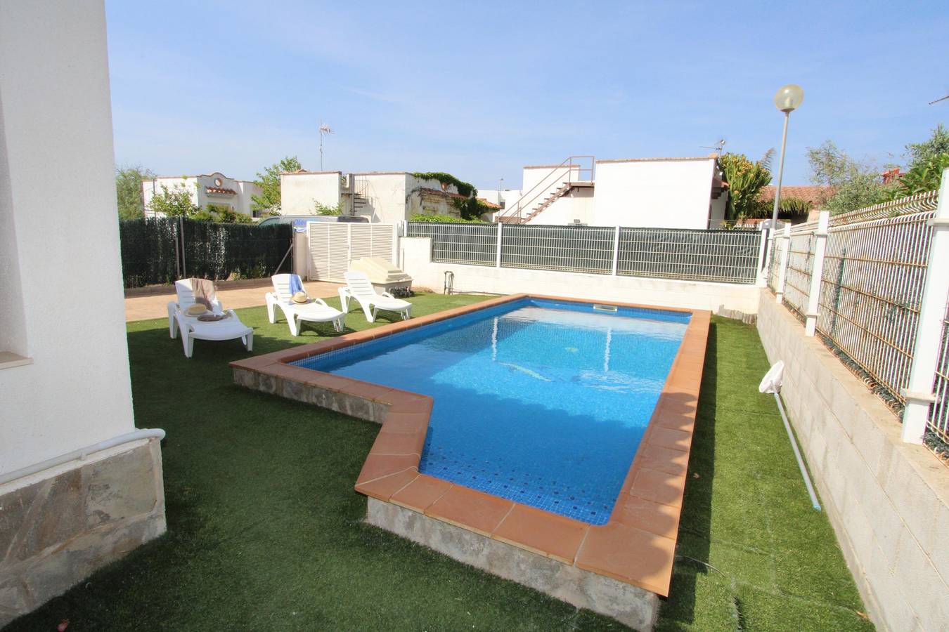 Casa Marieta, Ideal fuer Ihren Urlaub am Meer, Witi gratis, Klimaanlage Optionale, Privatpool, Hunde erlaubt, Hundestrand in Platja de Riumar (Deltebre), Riumar