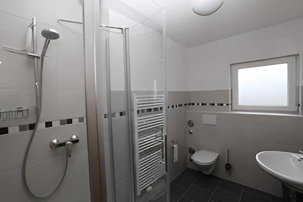 Ferienwohnung für 4 Personen, mit Balkon und Garten sowie Ausblick in Brensbach - 4