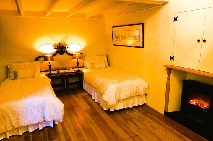 Apartamento entero, Cerca de Amsterdam, casa de huéspedes de lujo con cocina, jacuzzi y sauna in Koog aan de Zaan, Costa Holandesa