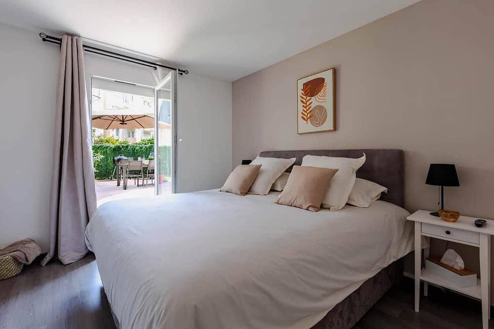 Entire apartment, Charmant Refuge Avec Jardin, à 6 Minutes à Pied du Métro Créteil Léchat in Créteil, Val-de-Marne