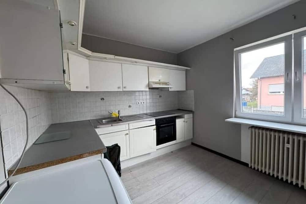 Ganze Wohnung, Zimmer in Landstuhl (Zimmer 10, Og) in Landstuhl, Saar-Nahe-Bergland