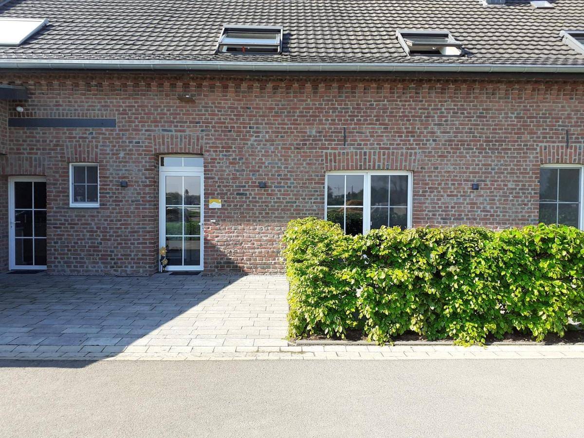 Ganze Wohnung, Two-Bedroom Apartment in Willich, Niederrhein