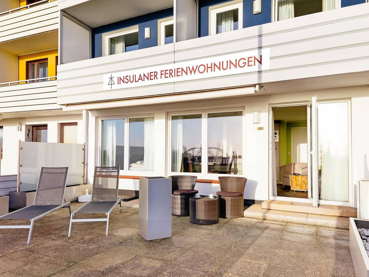 Ganze Ferienwohnung, Insulaner Ferienwohnungen - Wohnung zur Seeseite mit Terrasse in Helgoland
